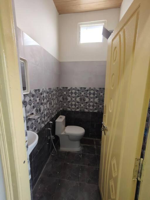Leo's Den 9 Guests Ac 3bhk 9 Mins To Rgia Villa