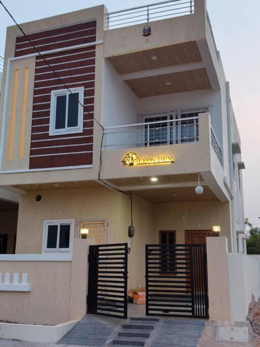 Leo's Den 9 Guests Ac 3bhk 9 Mins To Rgia Villa Shamshabad