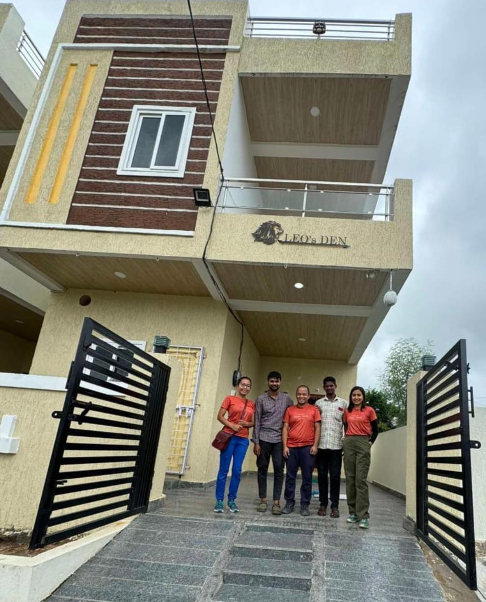 Leo's Den 9 Guests Ac 3bhk 9 Mins To Rgia * Shamshabad