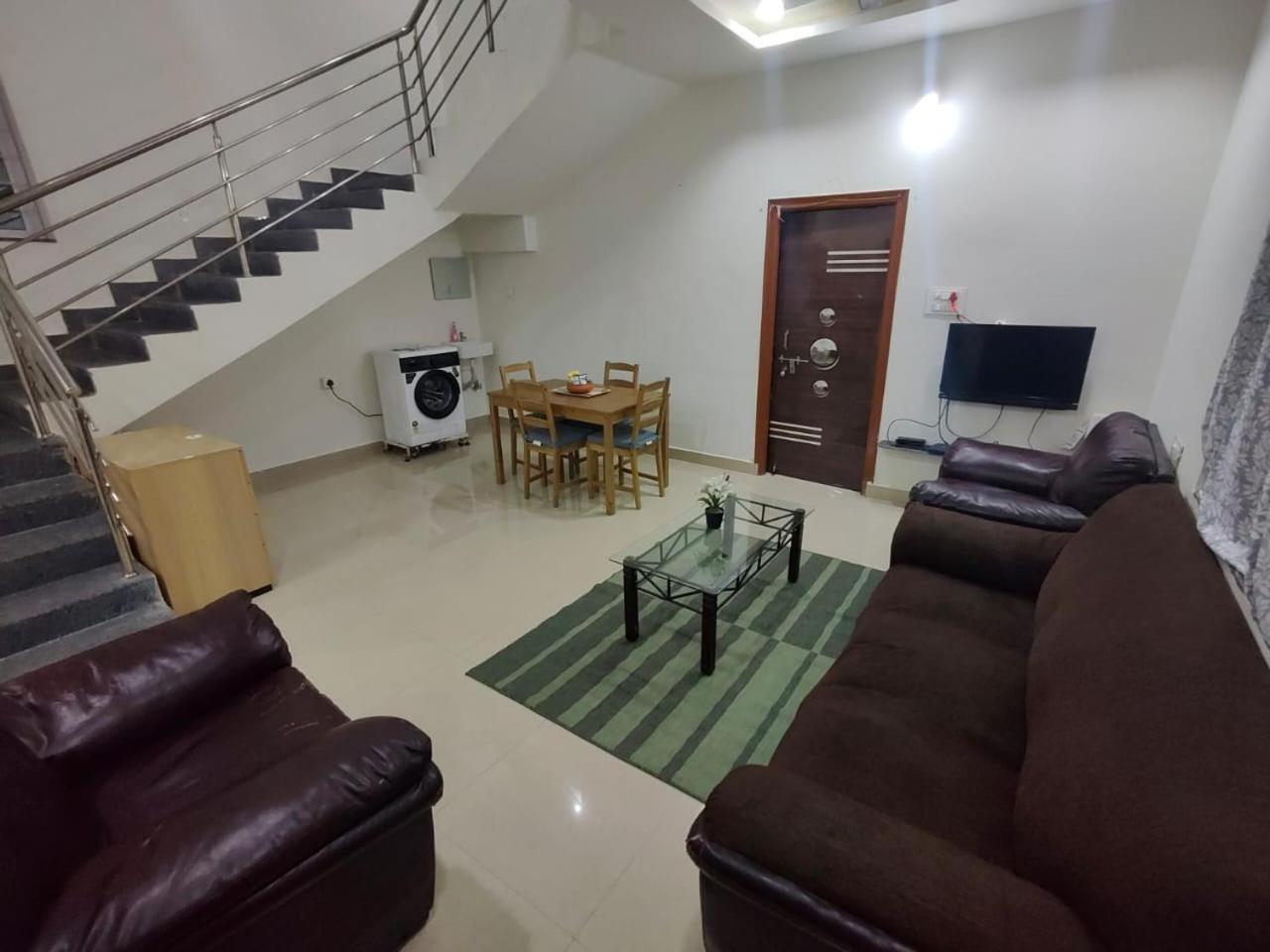 Leo's Den 9 Guests Ac 3bhk 9 Mins To Rgia Villa Shamshabad